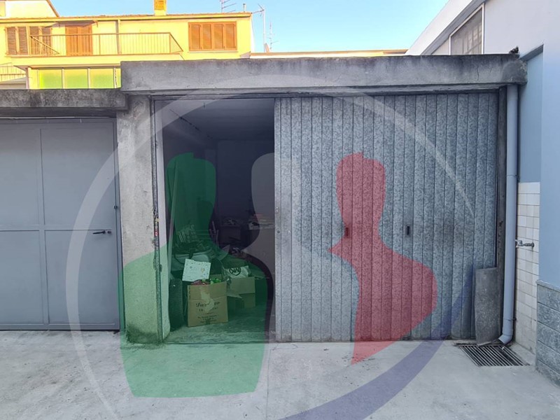 Magazzino in Vendita a Moncalieri, 9'900€, 16 m²