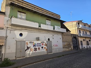 Trilocale in Vendita a Orta di Atella, 69'000€, 110 m²