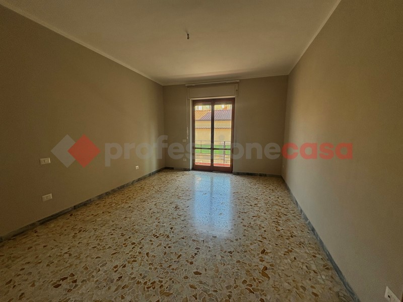 Quadrilocale in Vendita a Caserta, 250'000€, 130 m²