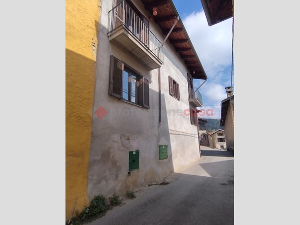 Casa Indipendente in Vendita a Cumiana, 59'000€, 116 m²