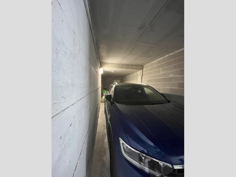 Trilocale in Vendita a Alta Valle Intelvi, 140'000€, 94 m², arredato