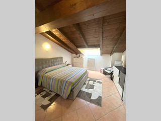 Trilocale in Vendita a Alta Valle Intelvi, 140'000€, 94 m², arredato