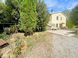 Casa Indipendente in Vendita a Manciano, 550'000€, 280 m²