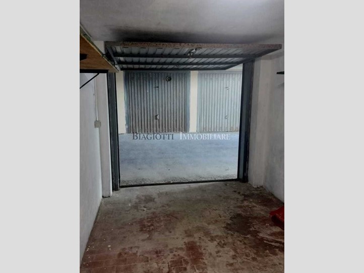 Box in Affitto a Livorno, zona montebello, 120€, 16 m²