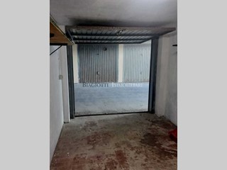 Box in Affitto a Livorno, zona montebello, 120€, 16 m²