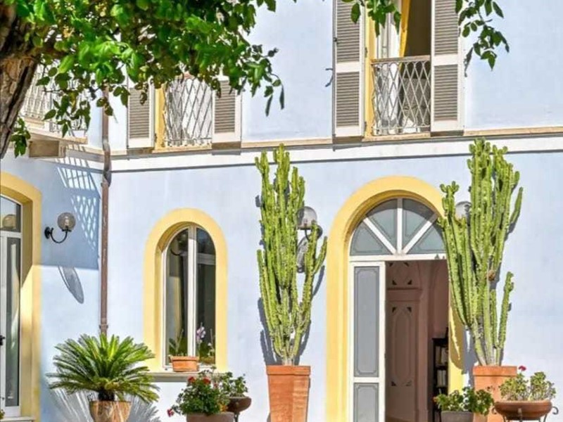 Appartamento in Vendita a Silvi, 1800 m²