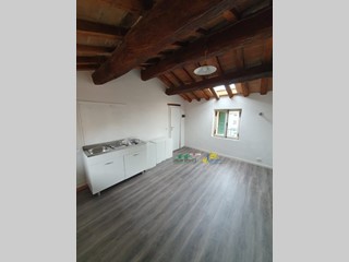 Bilocale in Vendita a Noceto, 73'000€, 43 m²