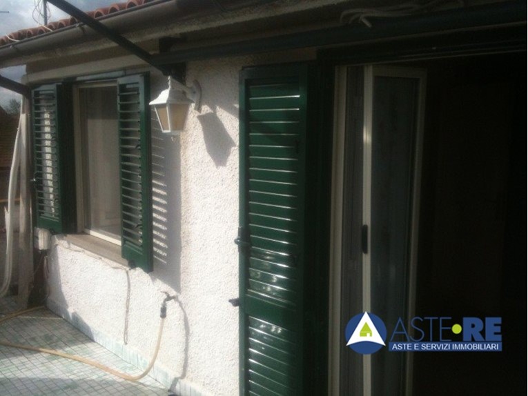 Trilocale in Vendita a Viterbo, 45'000€, 110 m²