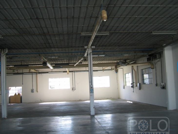 Capannone in Vendita a Casaleone, 250'000€, 1000 m²