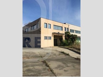 Capannone in Vendita a Morengo, 304'000€, 737 m²