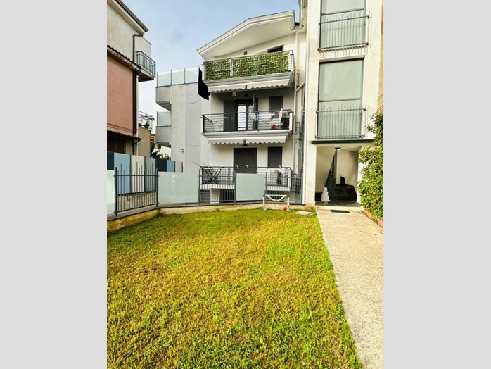 Trilocale in Vendita a Mariglianella, 175'000€, 85 m²