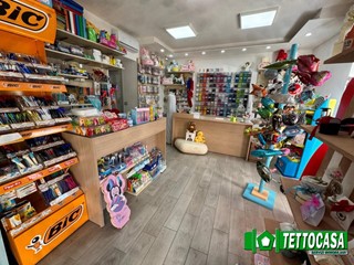 Negozio in Vendita a Marigliano, 28'000€, 80 m²