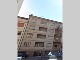 Quadrilocale in Vendita a Pontedera, 84'656€, 126 m²