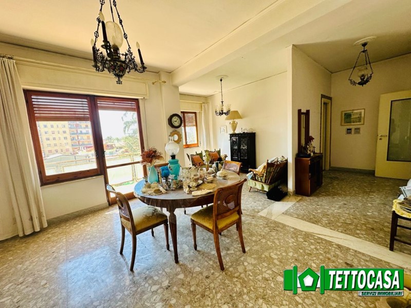 Appartamento in Vendita a Marigliano, 199'000€, 165 m²