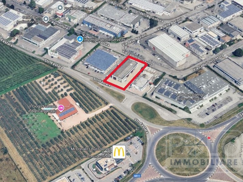 Capannone in Vendita a Bussolengo, 1'000'000€, 3002 m²