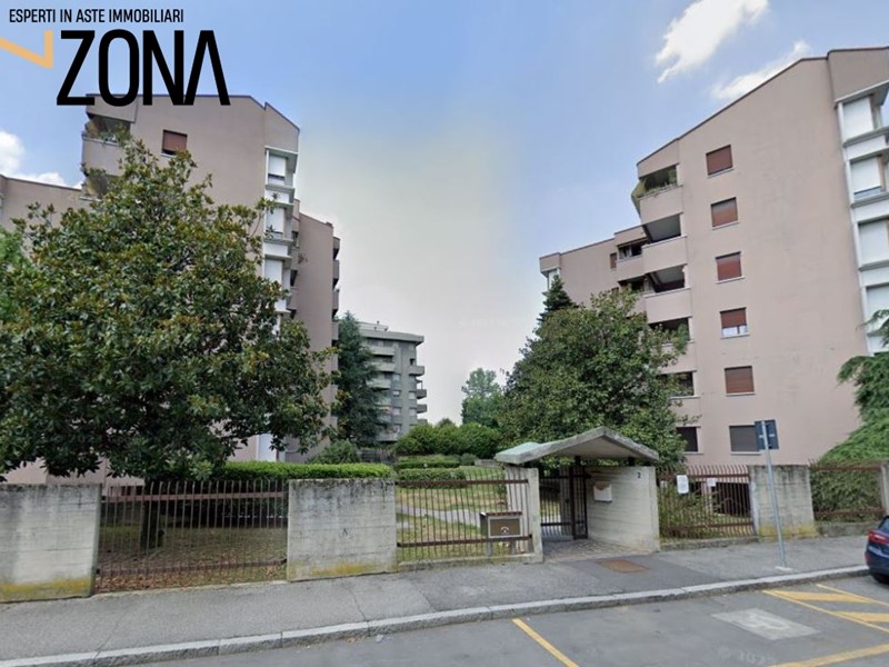 Quadrilocale in Vendita a Monza, 293'409€, 137 m²