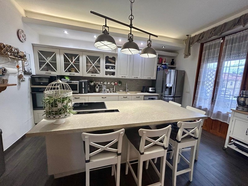 Casa Semi Indipendente in Vendita a Empoli, 340'000€, 85 m², arredato, con Box