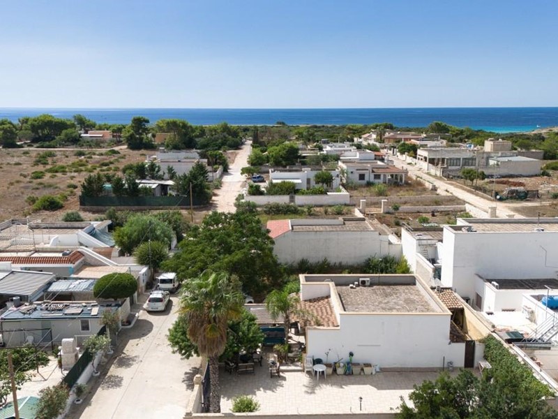 Villa in Vendita a Porto Cesareo, 225'000€, 90 m²