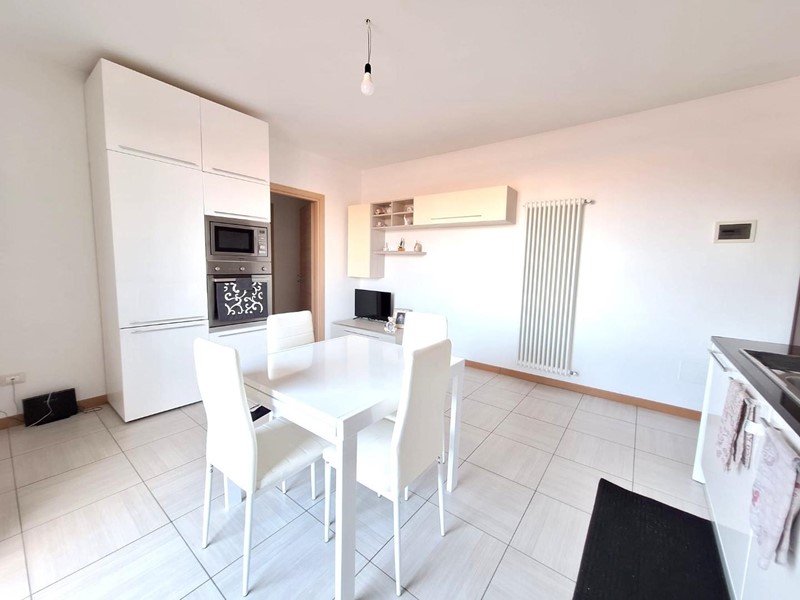 Bilocale in Vendita a Calcinaia, zona Fornacette, 113'000€, 51 m²