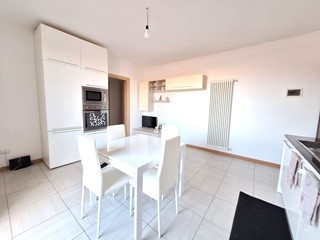 Bilocale in Vendita a Calcinaia, zona Fornacette, 113'000€, 51 m²