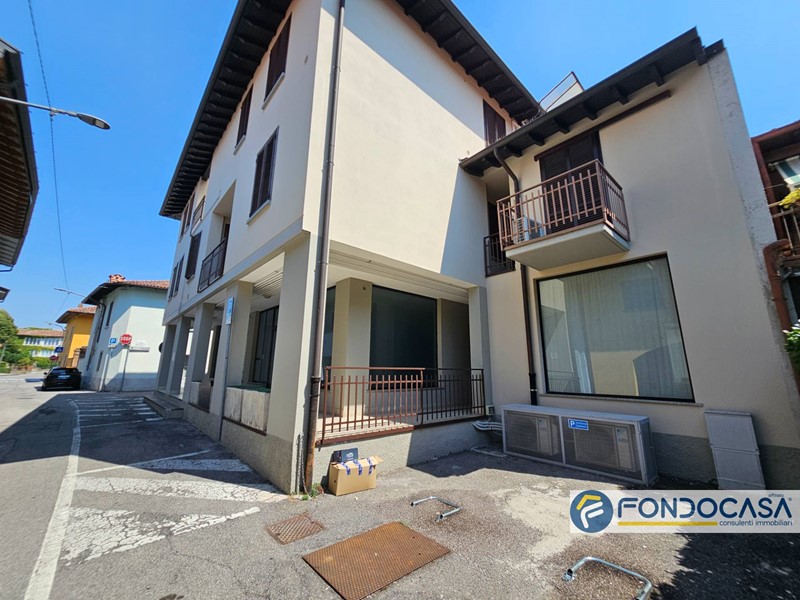 Ufficio in Vendita a Bolgare, 65'000€, 73 m²