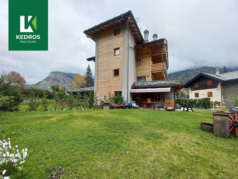 Appartamento in Vendita a Courmayeur, 1'400'000€, 130 m²