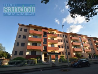 Trilocale in Vendita a Vercelli, 125'000€, 105 m²