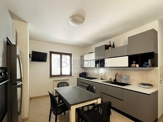 Appartamento in Vendita a Castelvetrano, 78'000&euro;, 100 m²