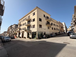 Appartamento in Vendita a Castelvetrano, 78'000&euro;, 100 m²
