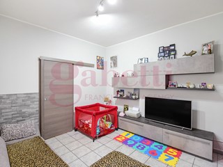 Casa Indipendente in Vendita a Cantù, 125'000€, 110 m²