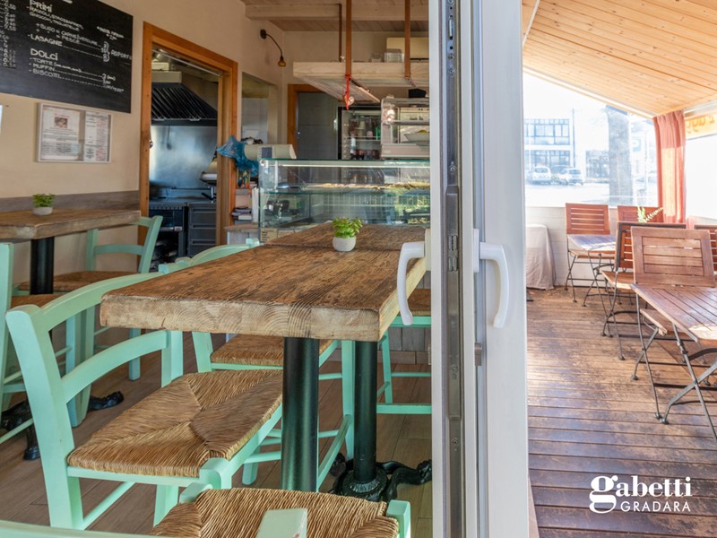 Attività commerciale in Affitto a San Giovanni in Marignano, 1'500€, 39 m²