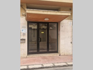 Ufficio in Vendita a Brindisi, 118'000€, 150 m²