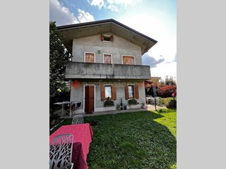 Quadrilocale in Vendita a San Pietro in Cariano, 230'000€, 110 m²