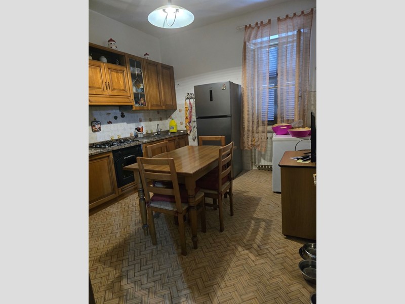 Casa Semi Indipendente in Vendita a Castelnuovo Magra, 170'000€, 150 m²