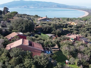 Casa Indipendente in Vendita a Orbetello, zona Ansedonia, 990'000€, 200 m²