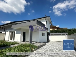Villa in Vendita a Parabiago, 480'000€, 140 m²