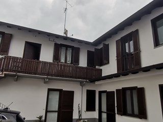 Casa Semi Indipendente in Vendita a Legnano, zona Sant'Ambrogio, 170'000€, 95 m²