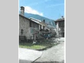 Trilocale in Vendita a Villar Focchiardo, 18'750€, 86 m²