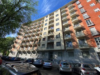Appartamento in Vendita a Torino, 224'505€, 161 m²