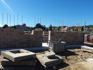 Trilocale in Vendita a Pescia, zona Collodi, 225'000€, 87 m²