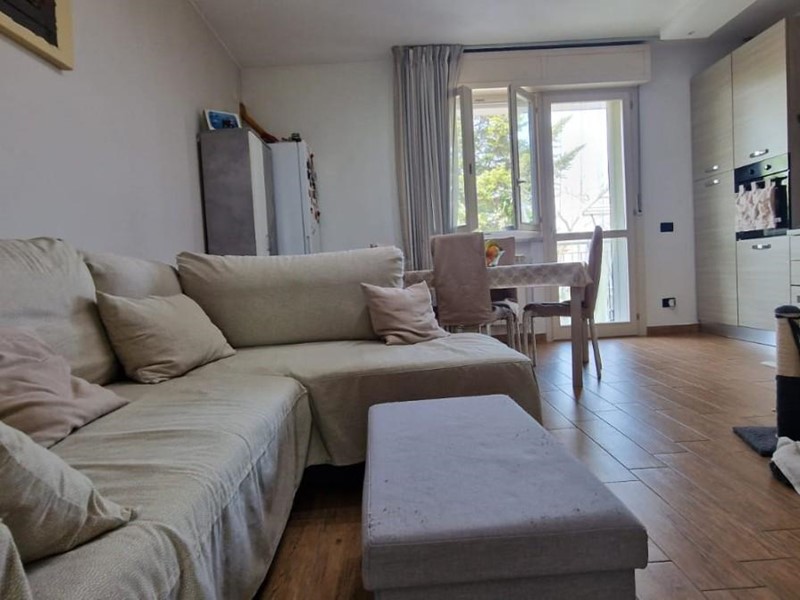 Quadrilocale in Vendita a Carrara, zona Marina di Carrara, 180'000€, 72 m², arredato