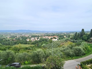 Villetta a schiera in Vendita a San Miniato, 290'000€, 246 m²