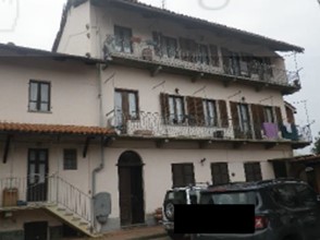 Casa Indipendente in Vendita a Valperga, 105'750€, 440 m²