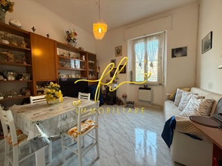 Trilocale in Vendita a Livorno, 93'000€, 50 m², arredato