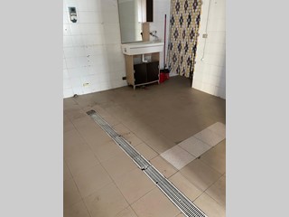 Immobile commerciale in Vendita a Carrara, 50'000€, 30 m²