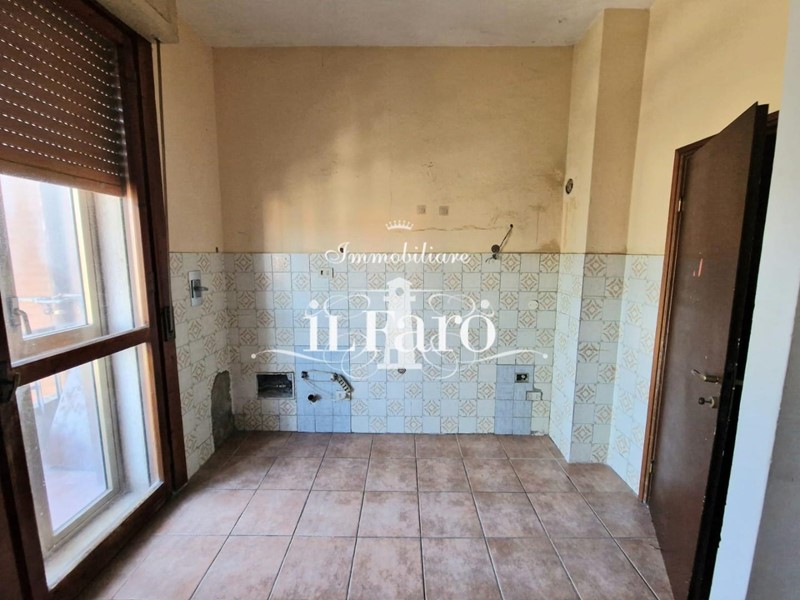 Quadrilocale in Vendita a Signa, zona Colli Alti - Indicatore, 195'000€, 78 m²