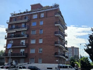 Bilocale in Vendita a Torino, 25'950€, 52 m²