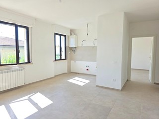 Trilocale in Vendita a Santa Maria a Monte, zona Ponticelli, 149'000€, 68 m², con Box