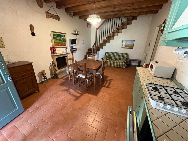 Bilocale in Vendita a Radda in Chianti, 200'000€, 68 m², arredato