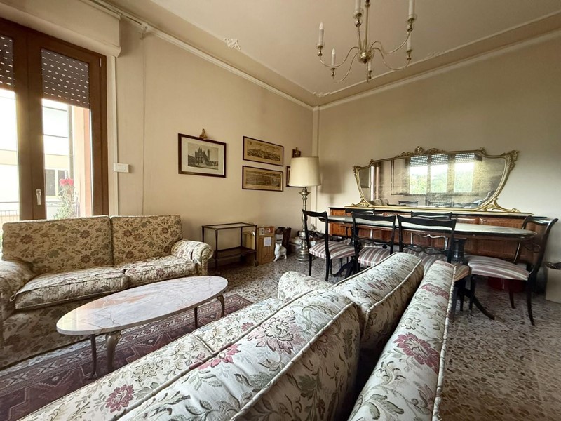 Appartamento in Vendita a Siena, 320'000€, 120 m²